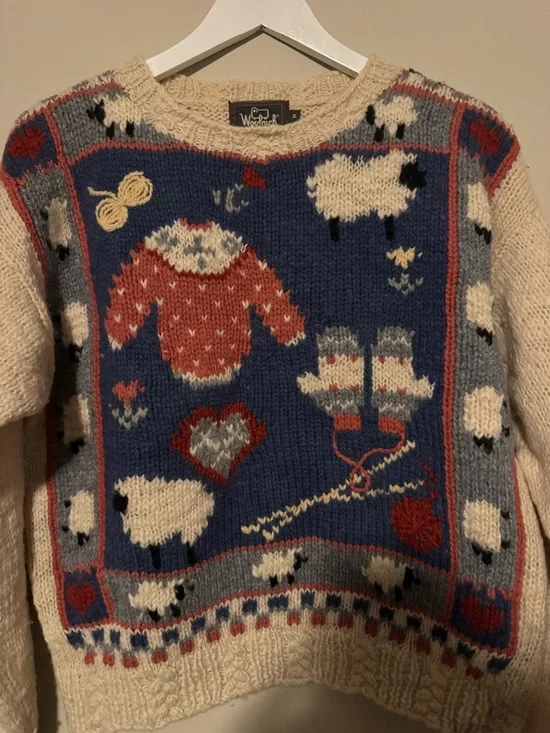 Vintage 90’s Woolrich Cream Knit Sweater with Cottage-core Sheep Motif- Size M - Picture 8 of 14